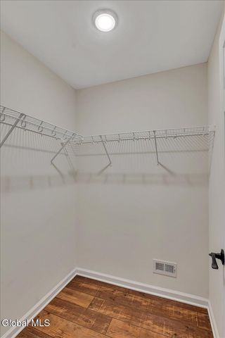 16 Paar Way, Halfmoon, NY 12118