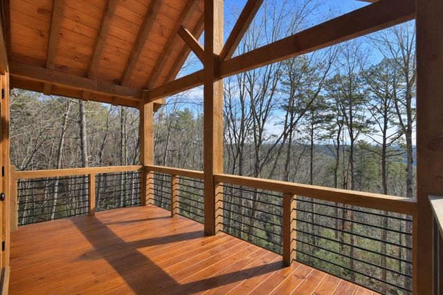 142 Red Oak Trail, Ellijay, GA 30540
