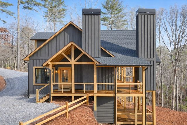 142 Red Oak Trail, Ellijay, GA 30540