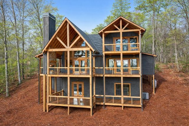 142 Red Oak Trail, Ellijay, GA 30540
