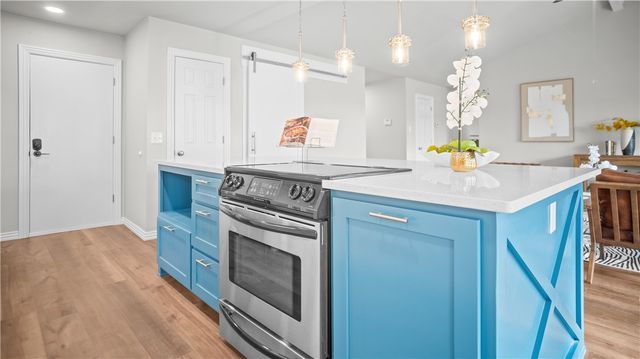 215 Winesap Lane, Bentonville, AR 72712