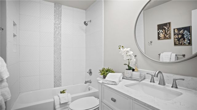 215 Winesap Lane, Bentonville, AR 72712