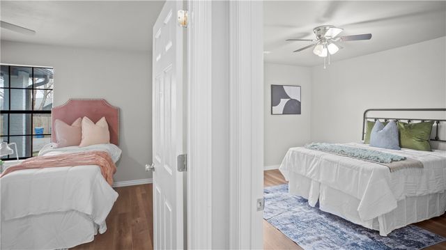 215 Winesap Lane, Bentonville, AR 72712