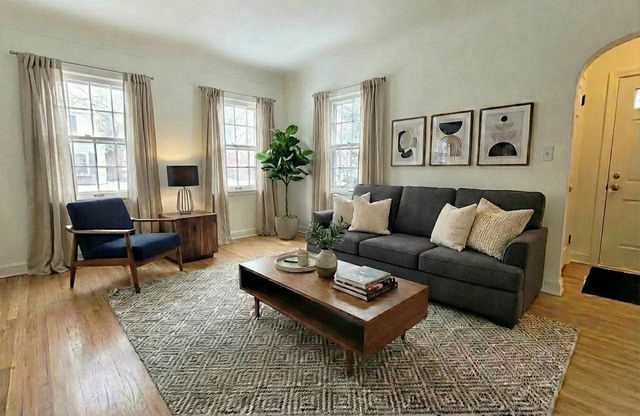 5805 Pleasant Avenue, Minneapolis, MN 55419