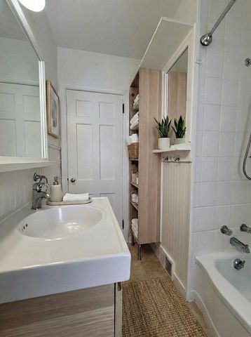 5805 Pleasant Avenue, Minneapolis, MN 55419