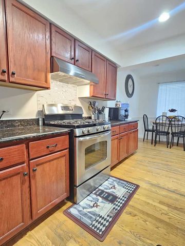 441 Commanche Trail, Wheeling, IL 60090