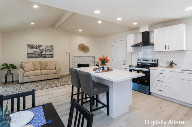 227 Mulberry Cir, Lodi, CA 95240