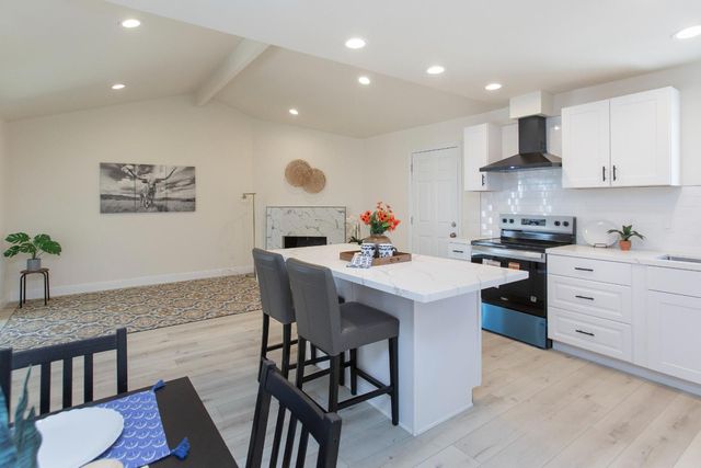 227 Mulberry Cir, Lodi, CA 95240
