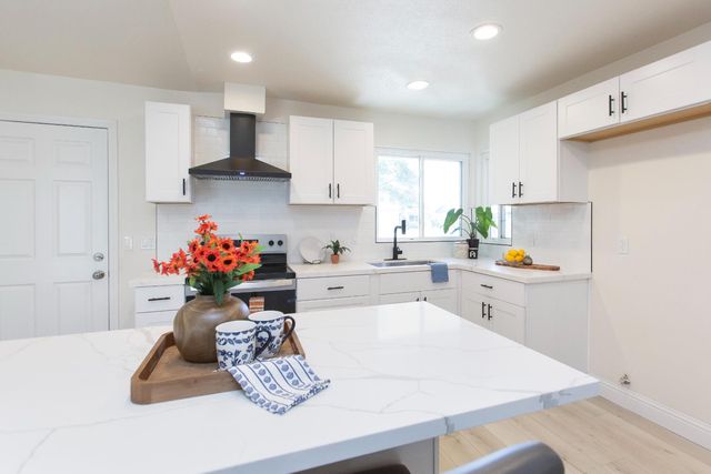 227 Mulberry Cir, Lodi, CA 95240