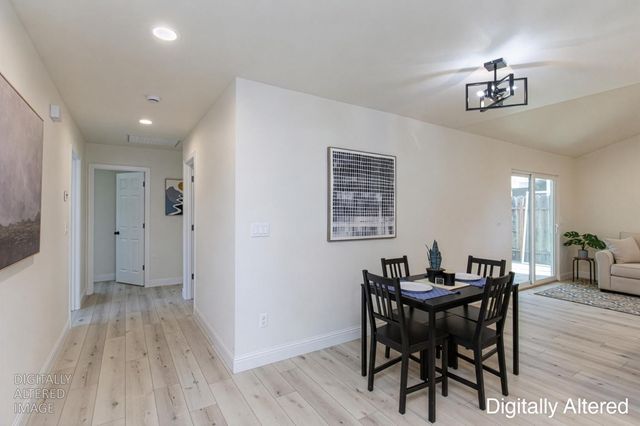 227 Mulberry Cir, Lodi, CA 95240