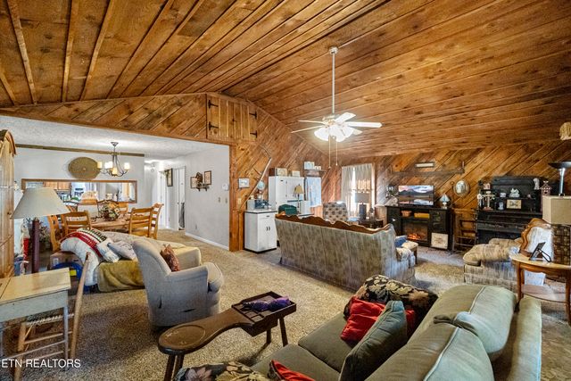 184 Alpha Rd, Newport, TN 37821