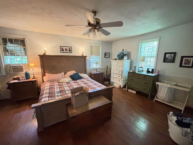 4 Mary Leal Lane, East Sandwich, MA 02537