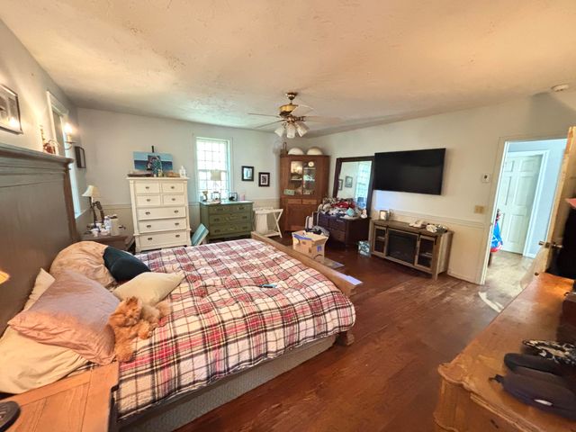 4 Mary Leal Lane, East Sandwich, MA 02537