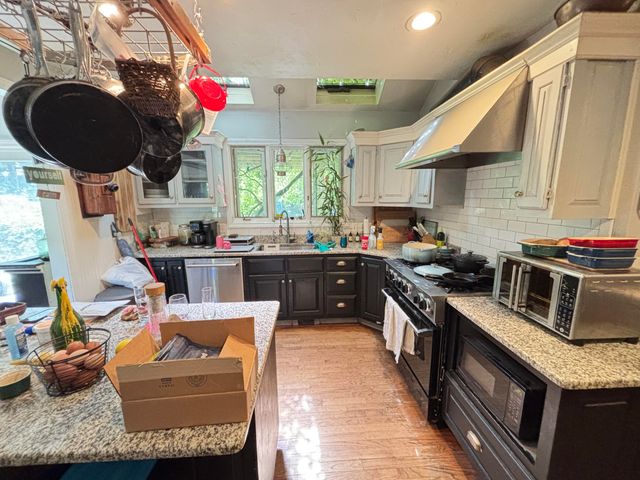 4 Mary Leal Lane, East Sandwich, MA 02537