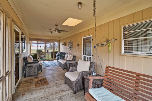 1209 Sequatchie Rd, Pikeville, TN 37367