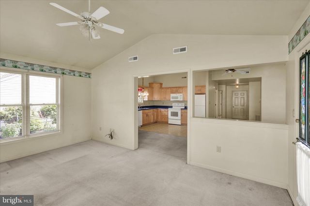 14 SPRINGHOUSE DR, Myerstown, PA 17067