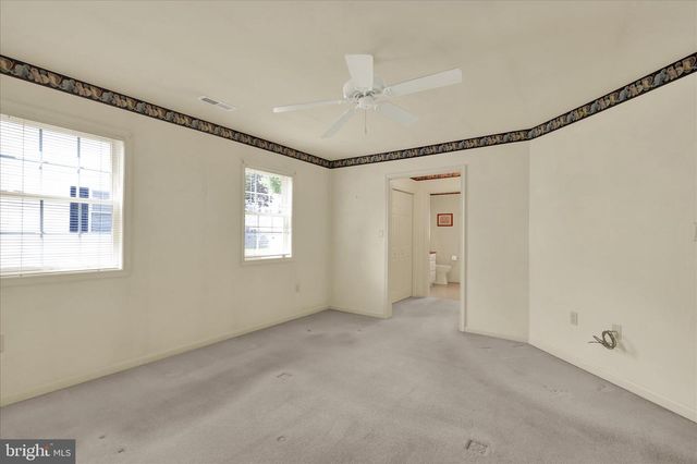 14 SPRINGHOUSE DR, Myerstown, PA 17067