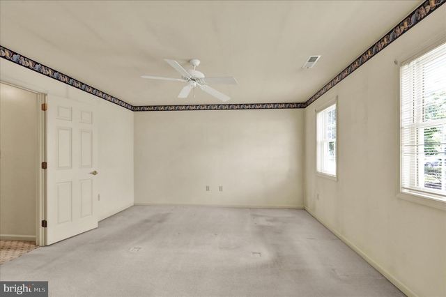 14 SPRINGHOUSE DR, Myerstown, PA 17067