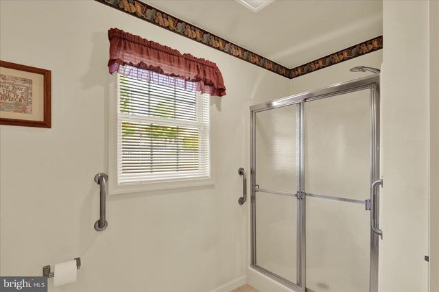 14 SPRINGHOUSE DR, Myerstown, PA 17067
