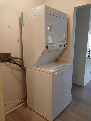 2634 W 28th Street, Riviera Beach, FL 33404