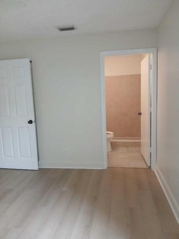 2634 W 28th Street, Riviera Beach, FL 33404