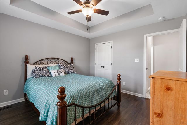 129 Chisum Ct, Clarksville, TN 37043