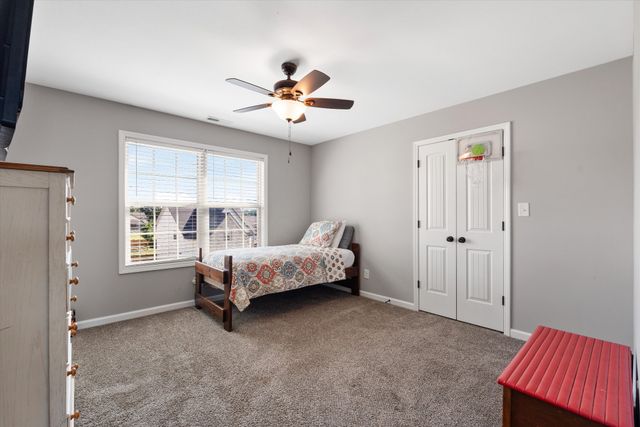 129 Chisum Ct, Clarksville, TN 37043