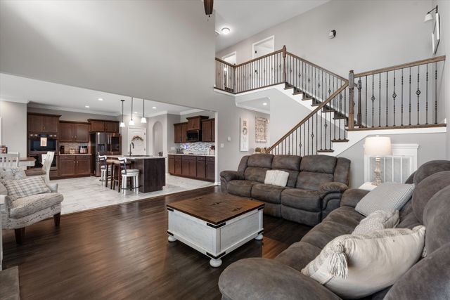 129 Chisum Ct, Clarksville, TN 37043