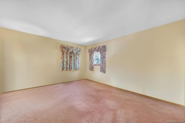 11 Ona Lane, New Windsor, NY 12553