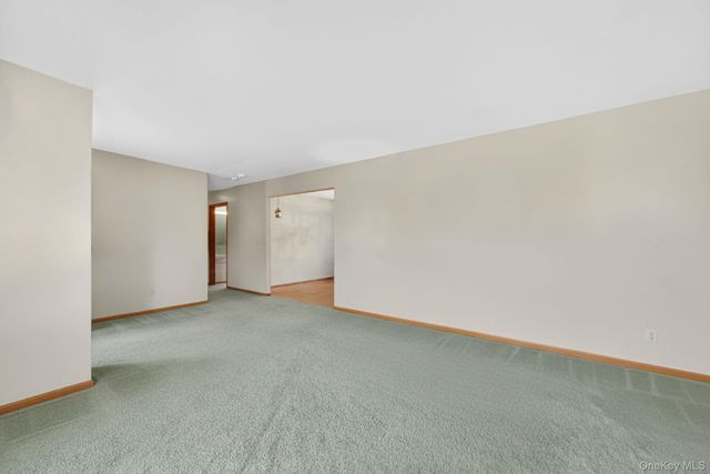 11 Ona Lane, New Windsor, NY 12553