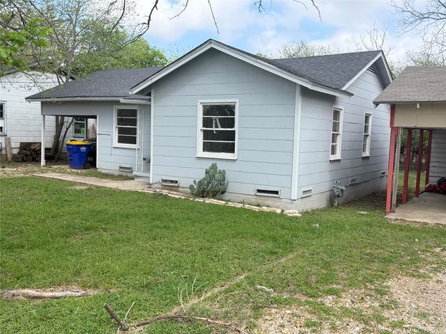 713 Jefferson Street, Hillsboro, TX 76645