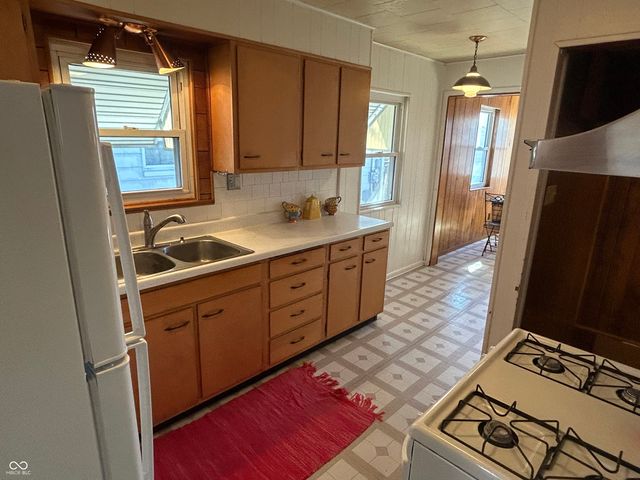 4981 W 11th Street, Indianapolis, IN 46224