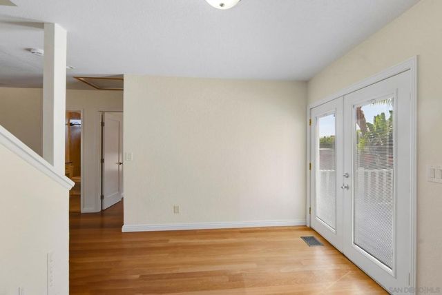 3229 Valley st, Carlsbad, CA 92008