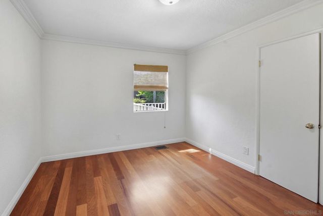 3229 Valley st, Carlsbad, CA 92008