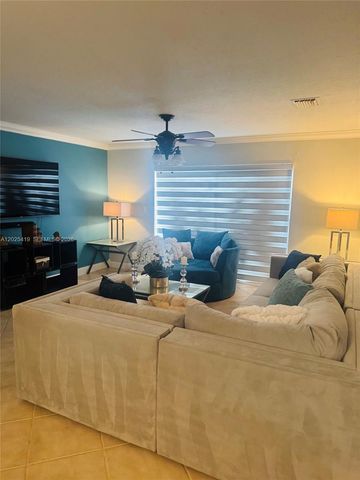 3180 SW 129th Ter 114, Miramar, FL 33027