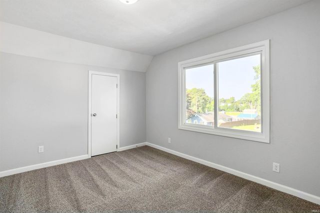 1310 S 29Th Street, South Bend, IN 46615