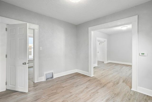 1310 S 29Th Street, South Bend, IN 46615