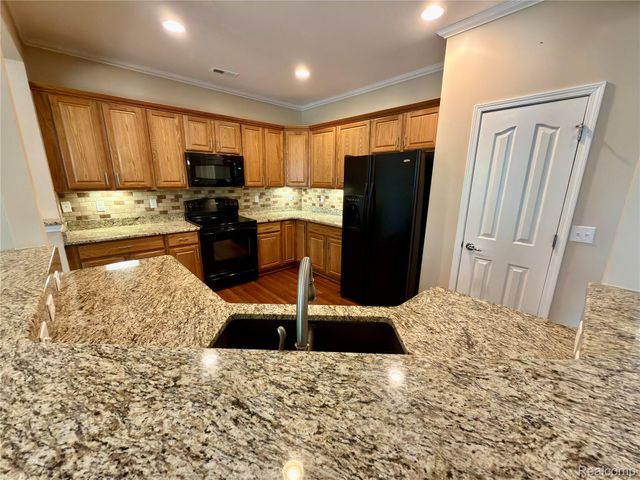 24600 Grand Traverse Avenue, Brownstown Charter Township, MI 48134