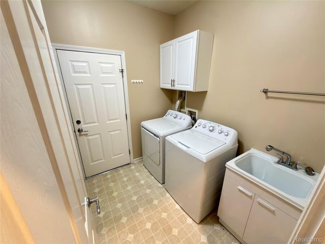 24600 Grand Traverse Avenue, Brownstown Charter Township, MI 48134