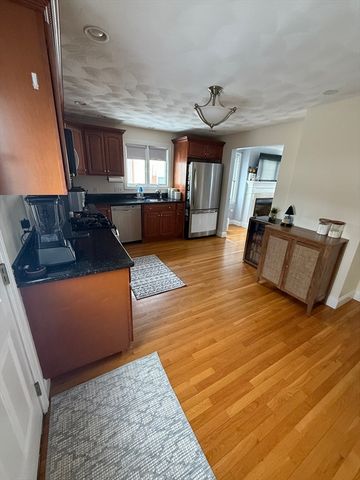 12B Chester Rd B, North Reading, MA 01864