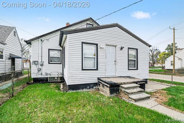 20118 Moenart Street, Detroit, MI 48234