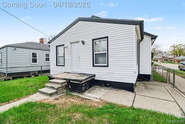 20118 Moenart Street, Detroit, MI 48234