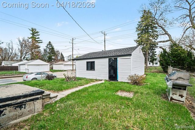 20118 Moenart Street, Detroit, MI 48234