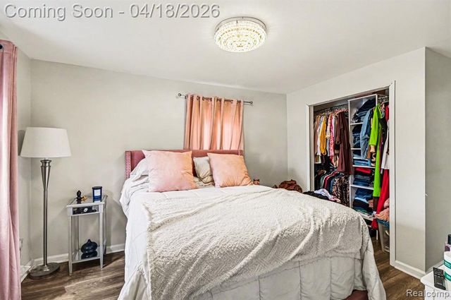 20118 Moenart Street, Detroit, MI 48234