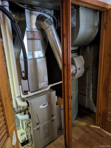 8461 Woodland Shore Drive, Brighton, MI 48114