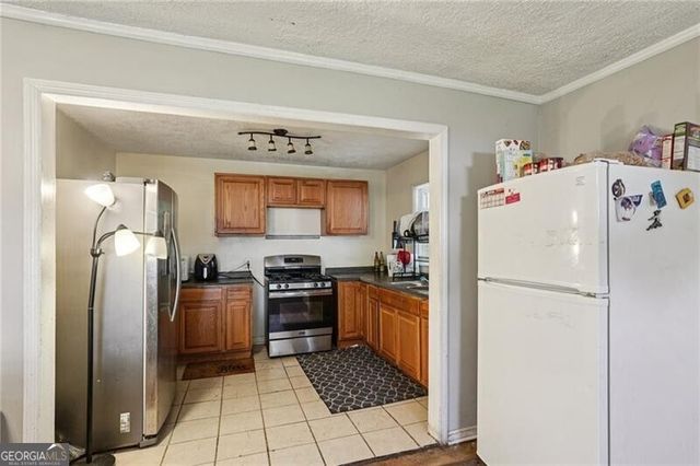 6300 Sweetbriar Drive SW, Mableton, GA 30126