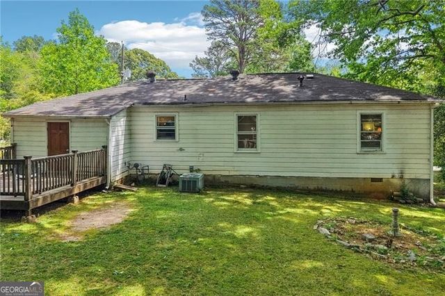 6300 Sweetbriar Drive SW, Mableton, GA 30126