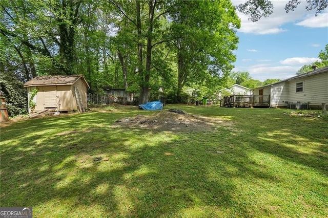6300 Sweetbriar Drive SW, Mableton, GA 30126