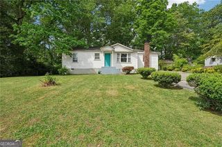 6300 Sweetbriar Drive SW, Mableton, GA 30126