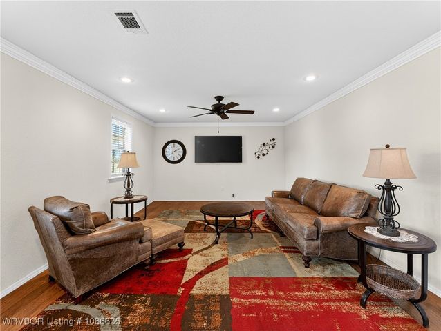 1205 W George Avenue, Pocola, OK 74902